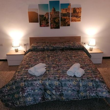A Casa Di Vito Apartment Matera Luaran gambar